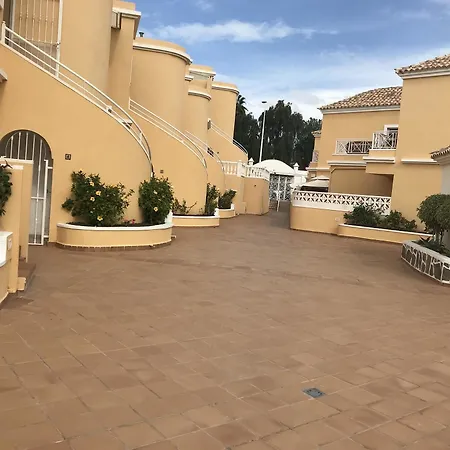 With 2 Bedrooms In Costa Adeje, With Pool Access And Balcony Lejlighed *